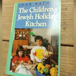 The Children's Jewish Holiday Kitchen by Joan Nathan Cookbook Hanukkah Passover